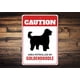 thumbnail image 1 of Letrero de perro Goldendoodle, señal de precaución para perros, letreros de raza de perro para amantes de los Goldendoodle, regalo Goldendoodle, letrero para puerta de perro, letrero de metal para, 1 of 4
