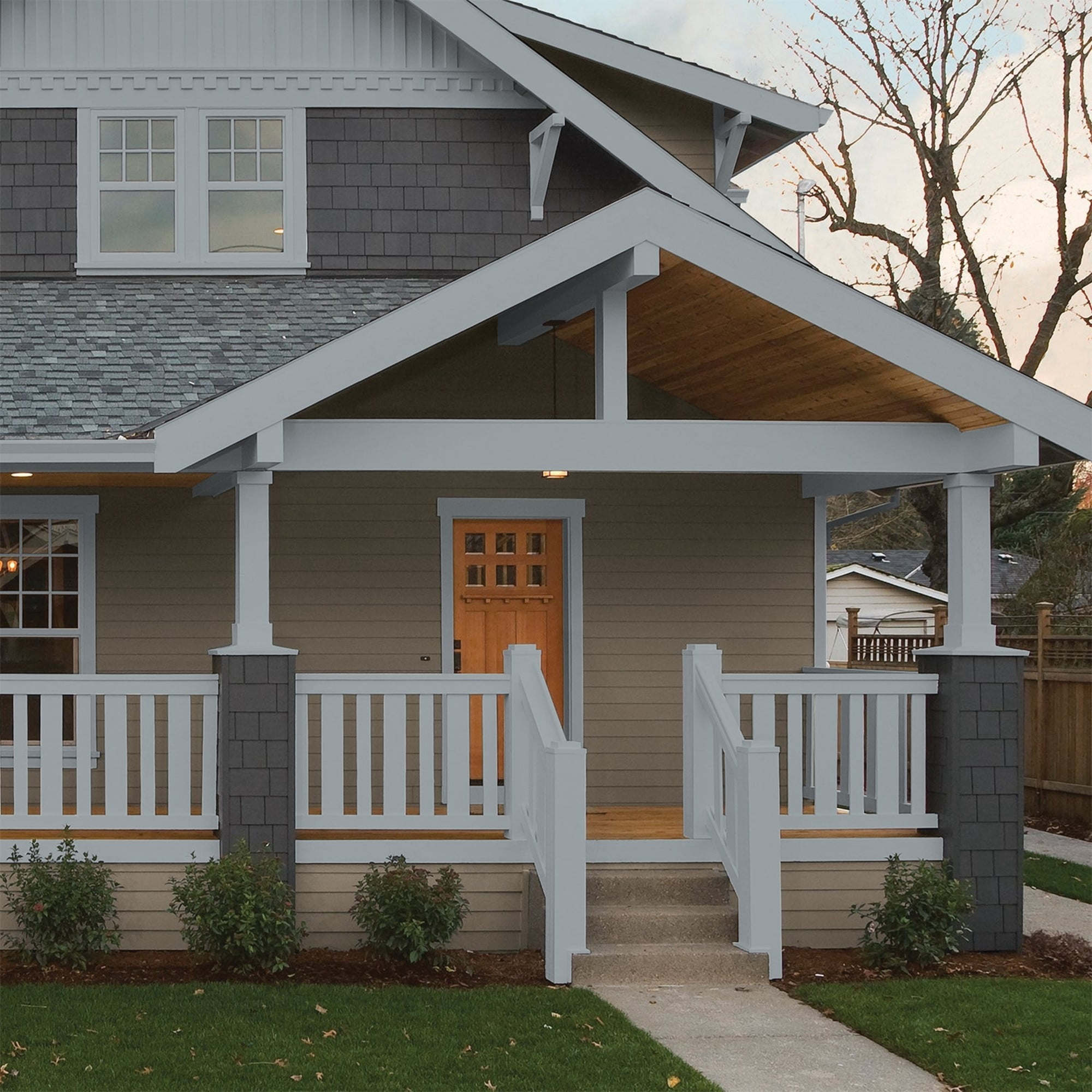 Glidden One Coat UFO / Gray Semi-Gloss Exterior Paint with Primer, 5 Gallon