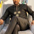 thumbnail image 3 of Conjunto étnico tradicional africano nuevo 2024 para hombre, cuello redondo, manga larga, dos piezas, conjunto de lujo para banquete de boda o fiesta, 3 of 5