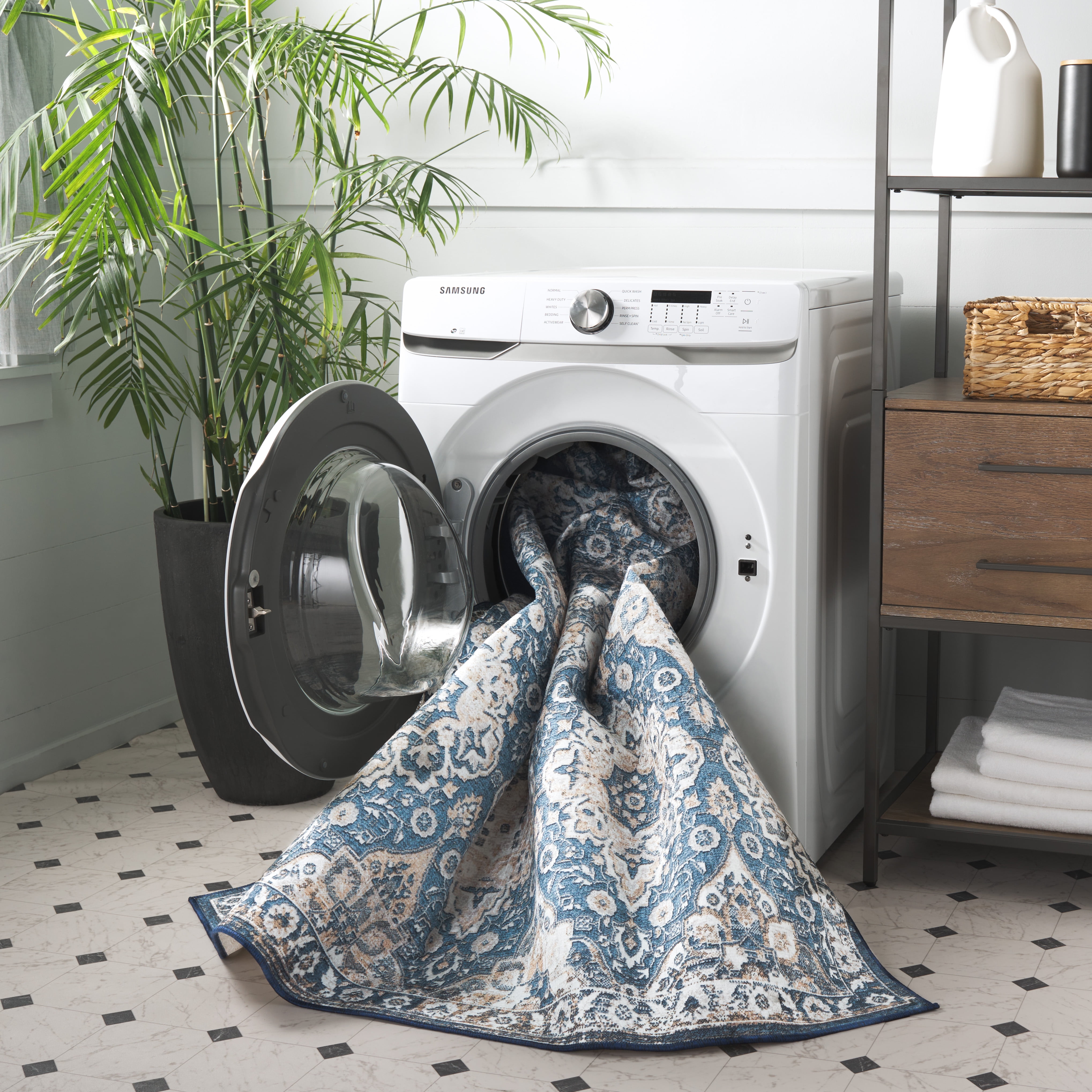 SAFAVIEH Orlando Mira Geometric Machine Washable Area Rug, Blue/Beige, 8' x 10'