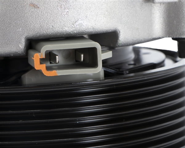 Four Seasons 58149 コンプレッサー Four Seasons 58149 Compressor with Clu 並行輸入品 Four Seasons 58149 A⁄C Compressor with Clutch for 1997-2002 Ford Expedition