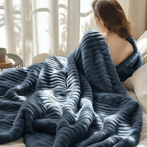3D Jacquard Throw Blanket - Ultra Soft Cozy Warm Fluffy Blanket for Couch Bed Sofa - Lightweight Decorative Striped Throw for All Season Use Home Decor