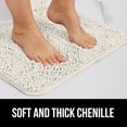 thumbnail image 3 of Alfombra de baño Gorilla Grip, gruesa, suave y absorbente, de chenilla, color marfil, 3 of 9
