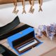 thumbnail image 3 of Estuche para pintalabios Beavorty de piel sintética, color azul, 3 of 9