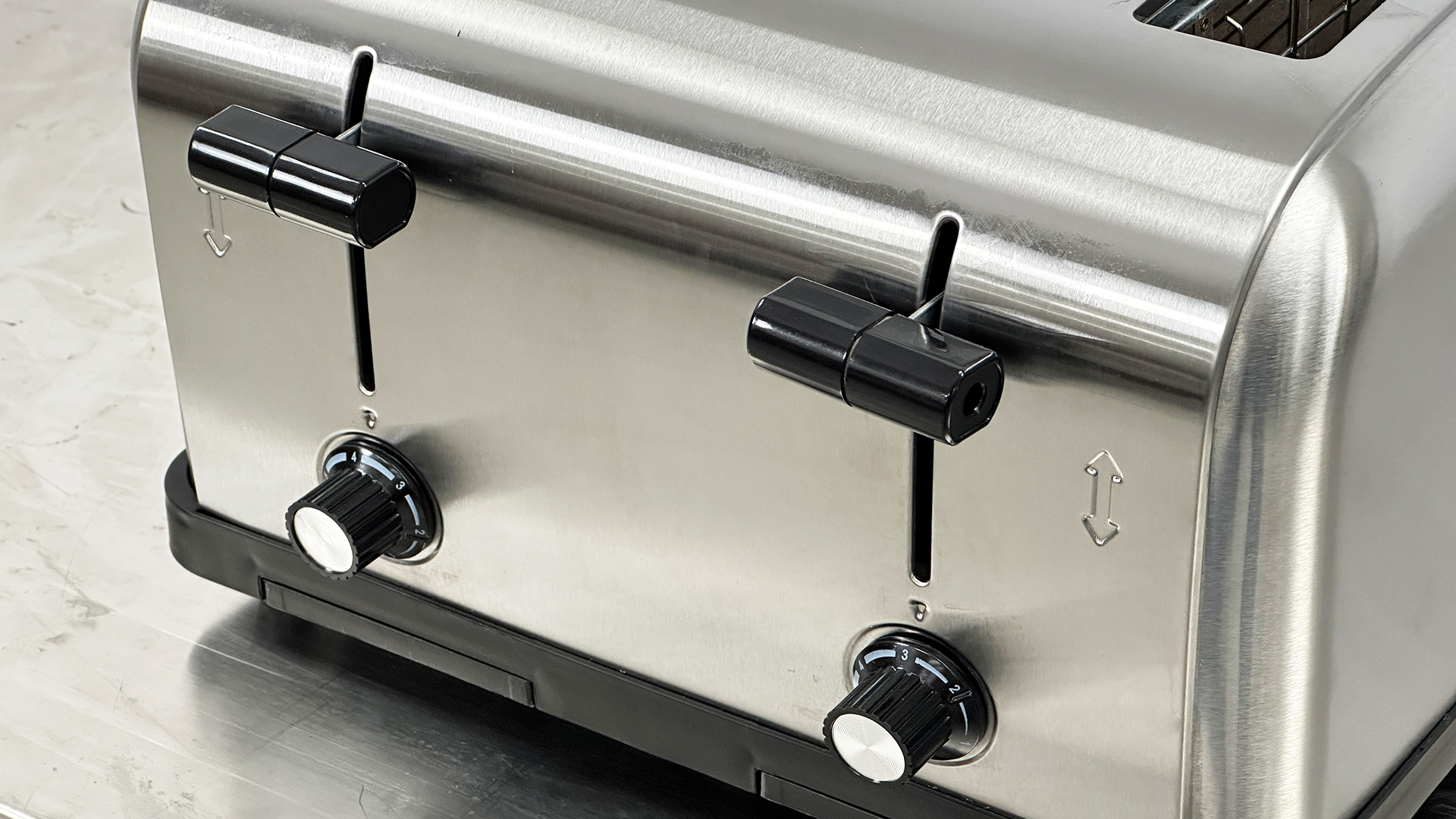 Commercial Manual 4-Slice Toaster, Stainless Steel 120V Electric Toaster, NSF