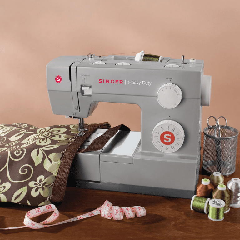 SINGER | Heavy Duty 4432 Sewing Machine with 110 Stitch Applications, &  Canvas Machine Tote - Sewing Made Easy