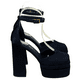 thumbnail image 2 of Zapatillas De Tacón Con Doble Plataforma Tipo Versac Bratz Grace Alley Negro, 2 of 4