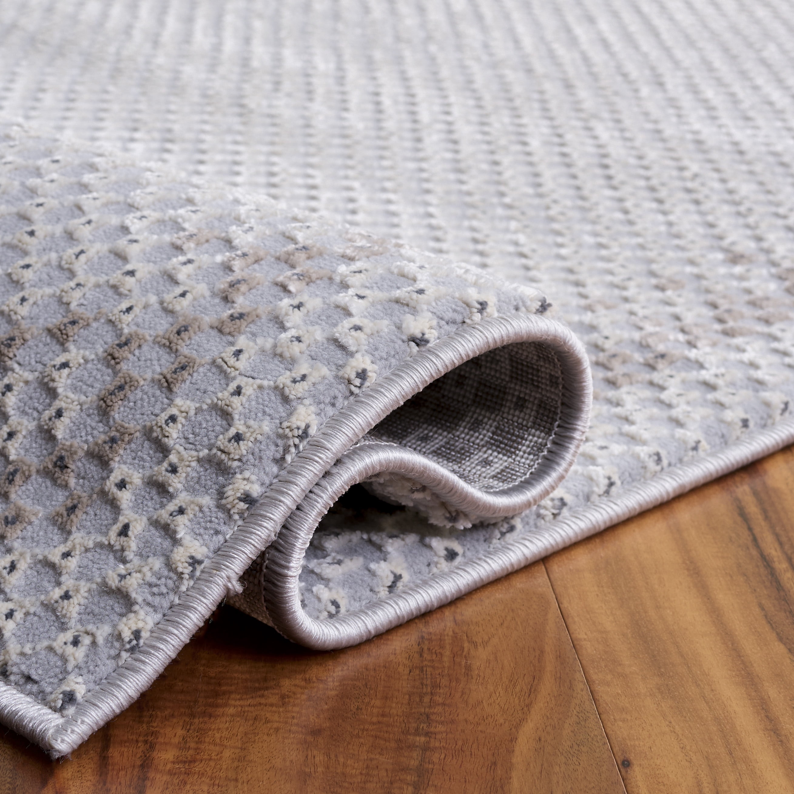 SAFAVIEH Continental Ermintrude Distressed Area Rug, Light Gray/Dark Gray, 4' x 6'