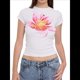 thumbnail image 1 of Camiseta de Corta para con Estampado Floral Y2K para Mujer, Top Corto Ajustado con Cuello Redondo. Rosa L, 1 of 9
