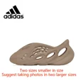 thumbnail image 2 of Sandalias originales Yeezy Foam Runner, zapatos clásicos para hombre y mujer, chanclas de playa de verano, chanclas casuales para exteriores, 2 of 4