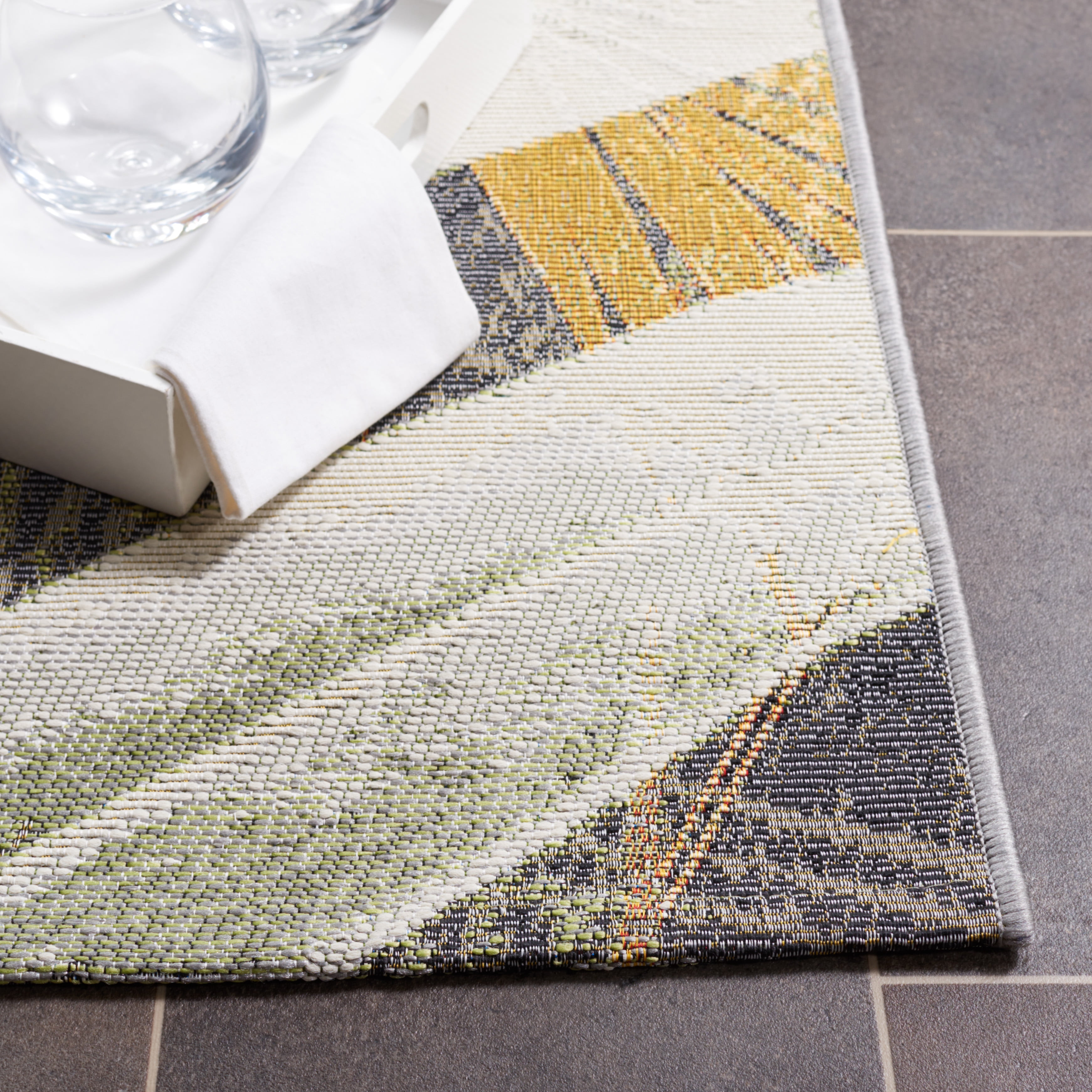 SAFAVIEH Barbados Klara Botanical Indoor/Outdoor Area Rug, Black Green/Gold, 6'6" x 6'6" Square