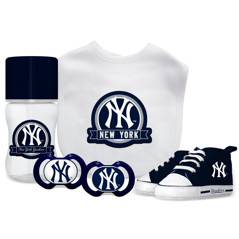 MLB New York Yankees 5Piece Baby Gift Set