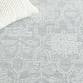 thumbnail image 6 of SAFAVIEH Micro-Loop Valery Medallion Area Rug, Light Grey/Ivory, 6' x 6' Round, 6 of 8