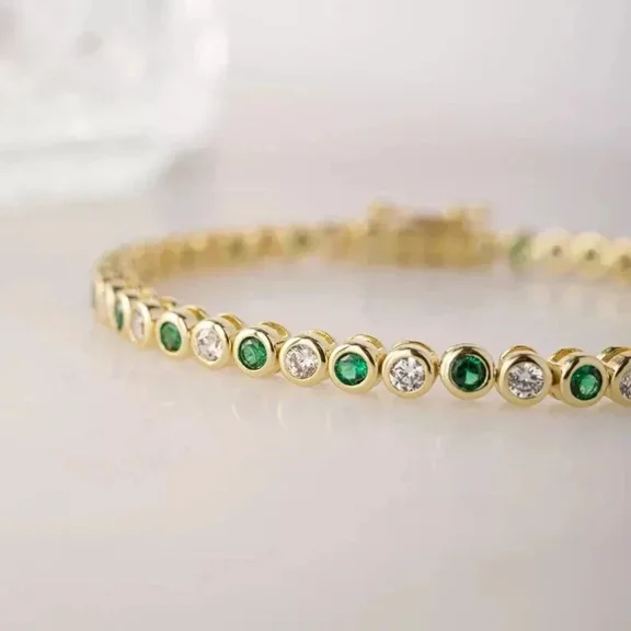 Tennis Bracelet 14K Yellow Gold Plated 5Ct Lab Created Green Emerald & Diamond