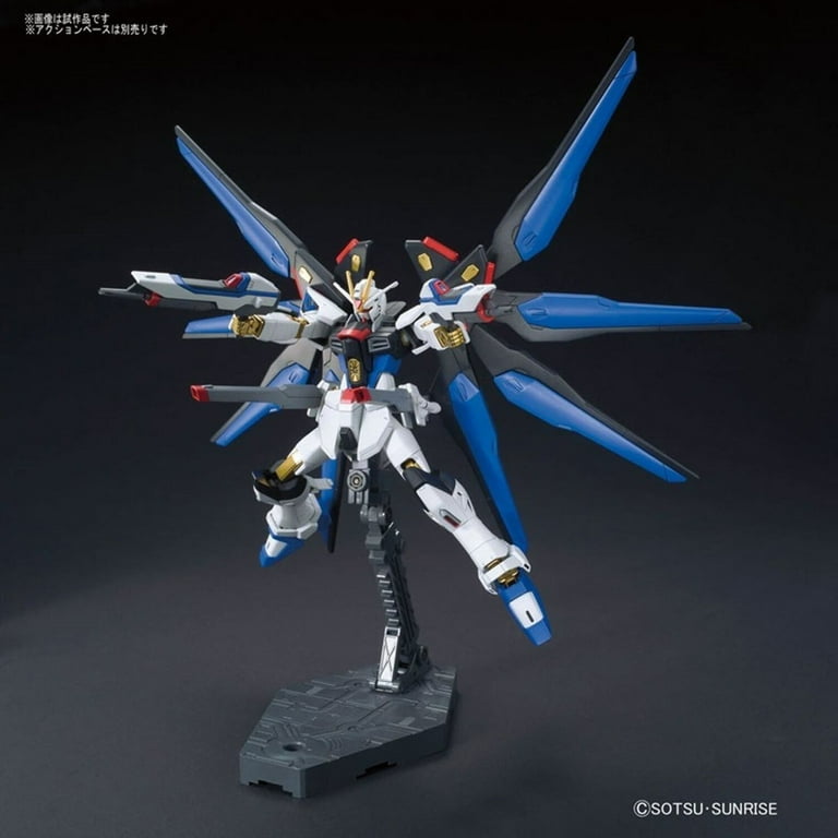 Bandai Hobby SEED Destiny HGCE Strike Freedom Gundam Revive 1/144