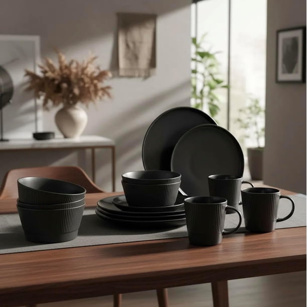 Red Velvet Vajilla de Cerámica - Set de 16 Piezas para 4 Personas | Platos Llanos, Platos de Postre, Cuencos de Cereal/Sopa y Tazas | Diseño Elegante, Resistente y para Uso Diario