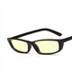 thumbnail image 4 of Gafas de sol cuadradas de montura pequeña, gafas de sol retro con personalidad para mujer, gafas de sol de moda, 4 of 5