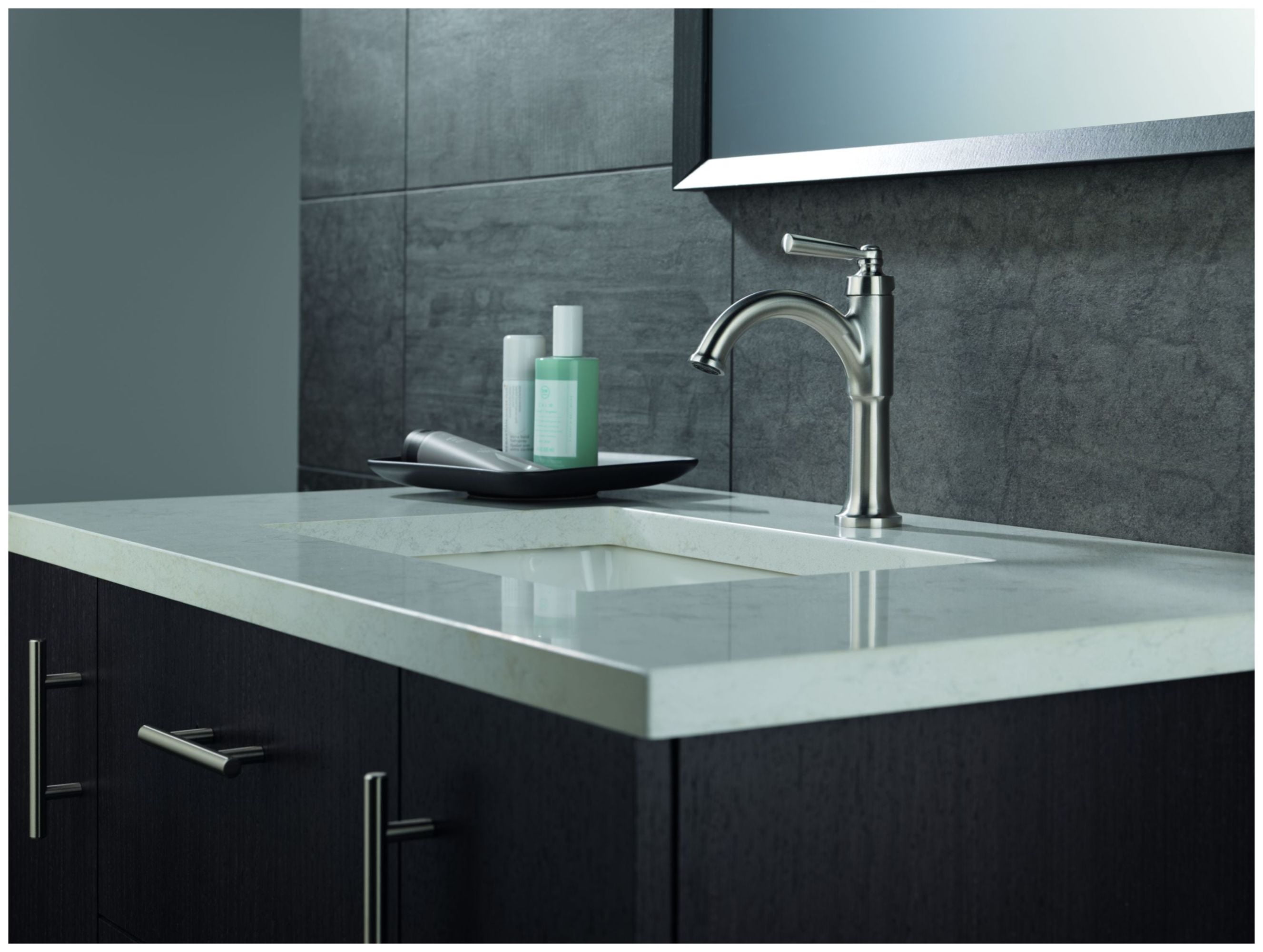 Delta 535-Mpu-Dst Saylor 1.2 GPM Single Hole Bathroom Faucet - Brilliance Stainless