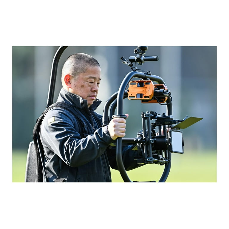 Nikon Z8 45.7MP Full Frame Fx-Format Mirrorless Camera Bundle with