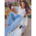 thumbnail image 2 of Celebrity Pink Women's and Women's Plus Drapey Wide Leg Jeans, Sizes XS-4X, 2 of 13