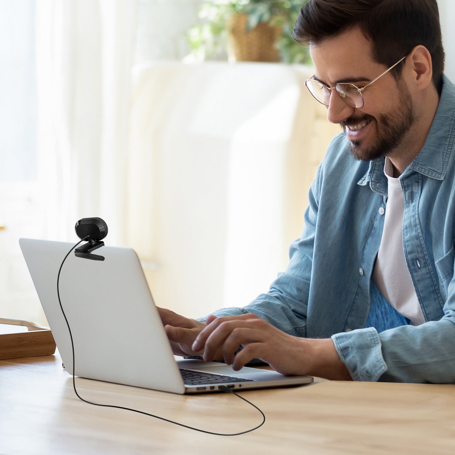 Z-EDGE QHD 2K 5.0-MP Auto-Focus Webcam and Ring Light with Stereo Sound and Noise-Reduction Microphone, ZW560S, ZW560S