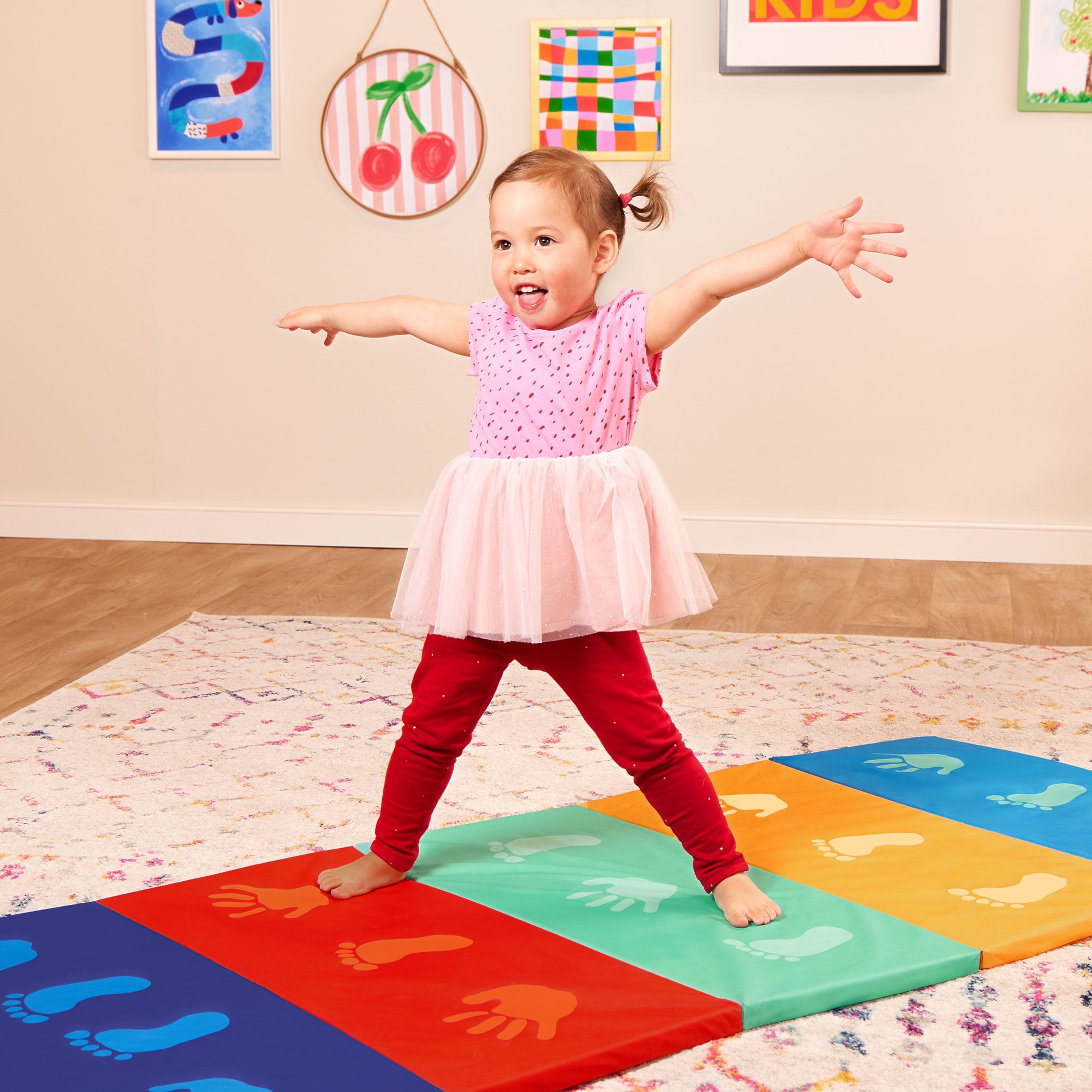 Battat Mini Gymnast's Mat with Foldable Multicolor S-M Design and Handle, Preschool Toy for Toddlers 3 years +