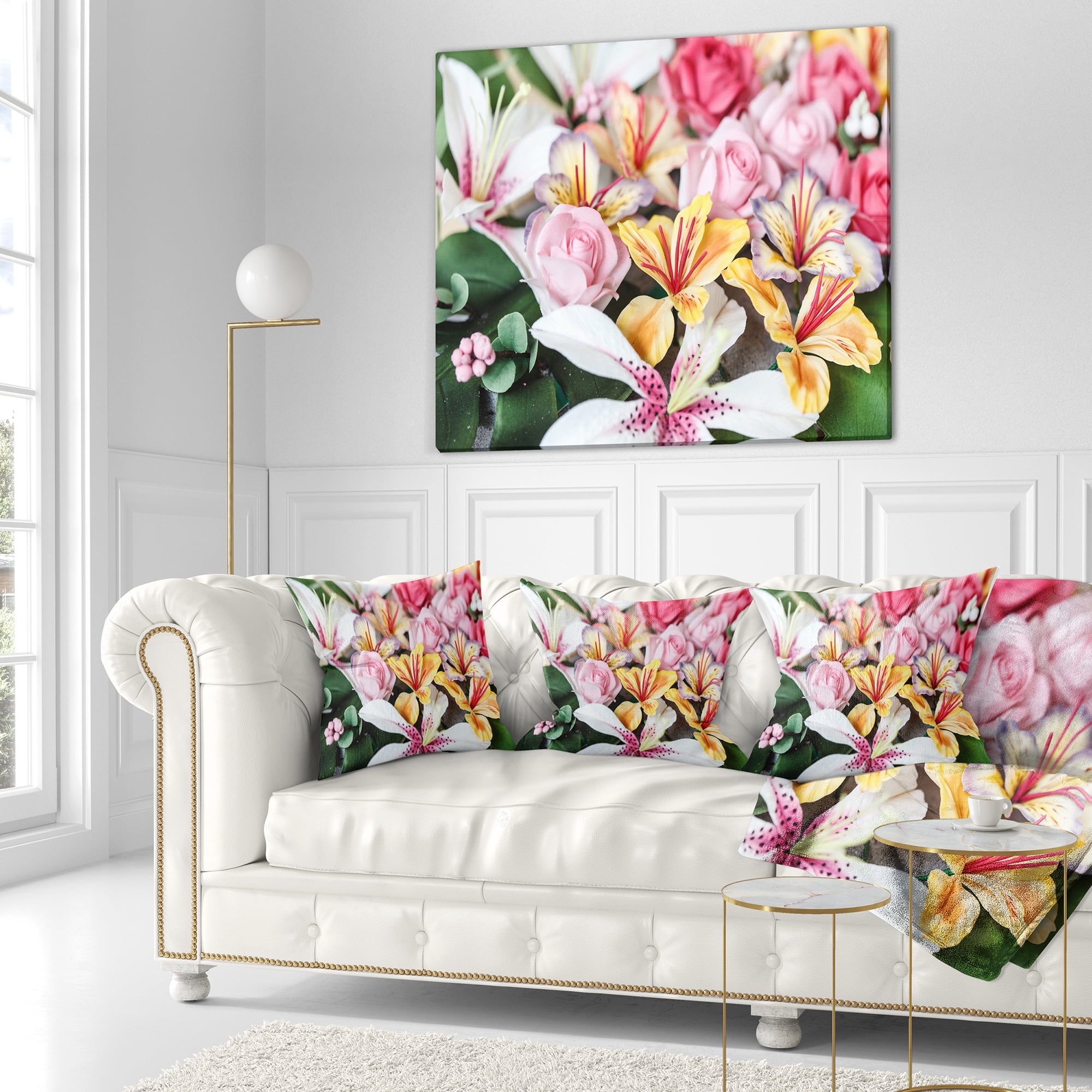 Designart Beautiful Sugar Flower Decoration - Flower Throw Pillow - 18x18