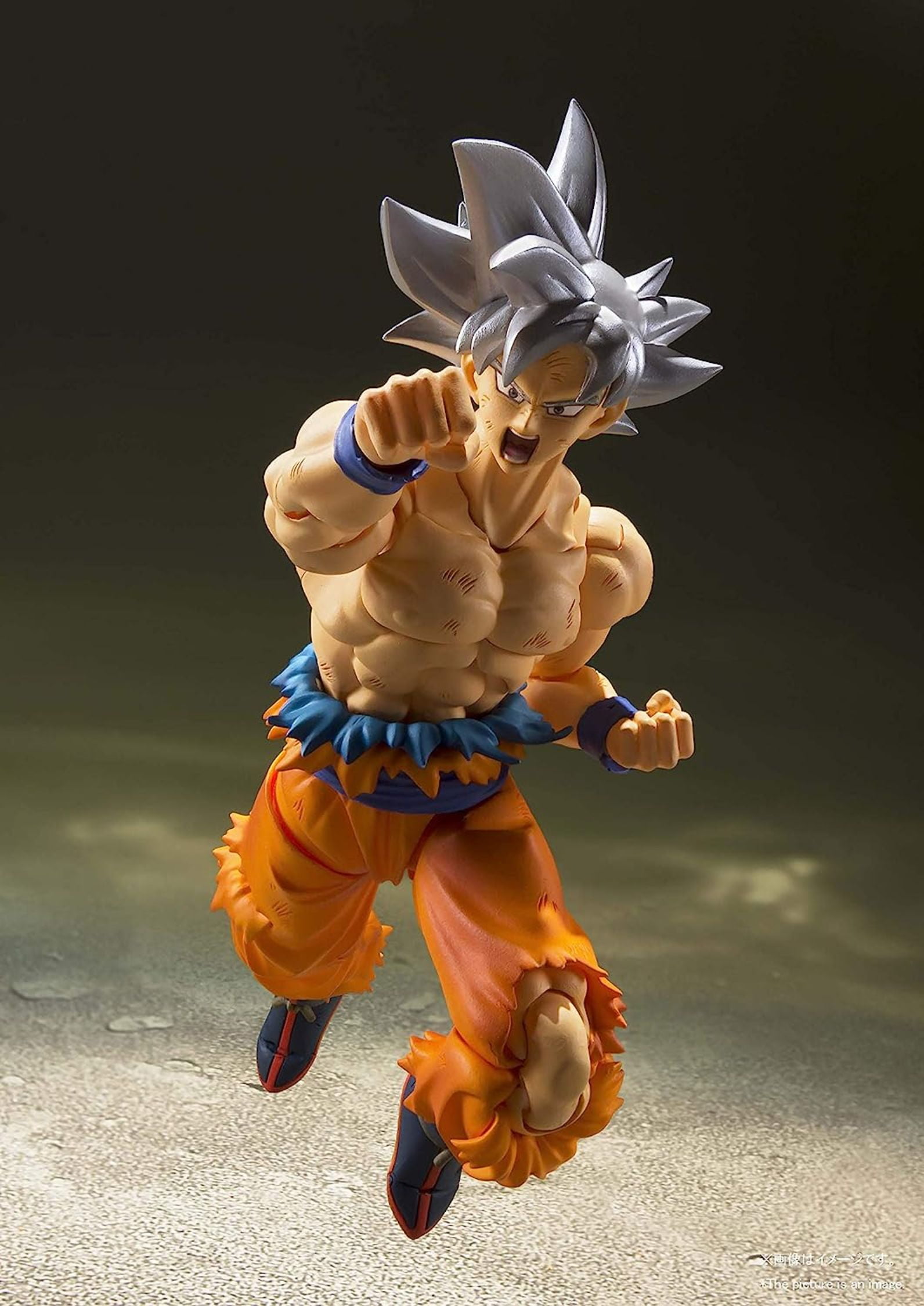 Goku Ultra Instinct SH Figuarts (Instinto Superior) - Blister Toys