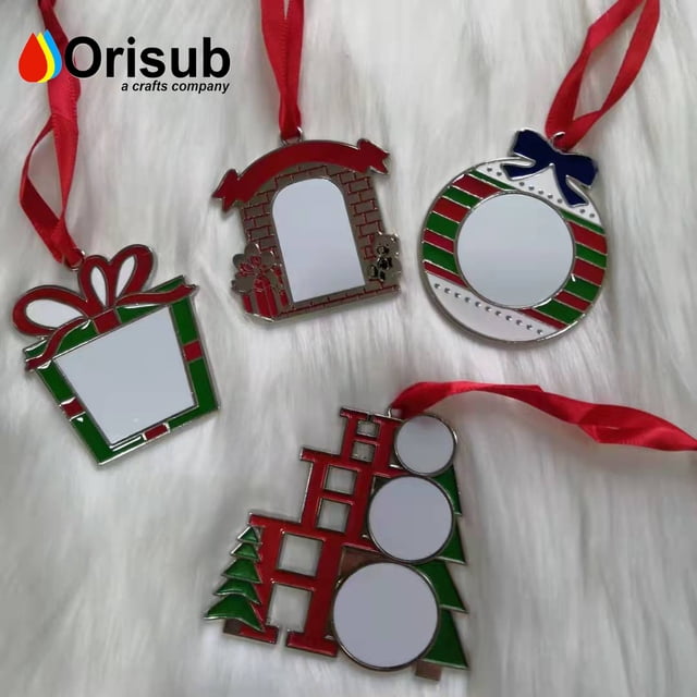 Adornos metálicos para árbol de Navidad en sublimación con diferentes formas para imprimir.
