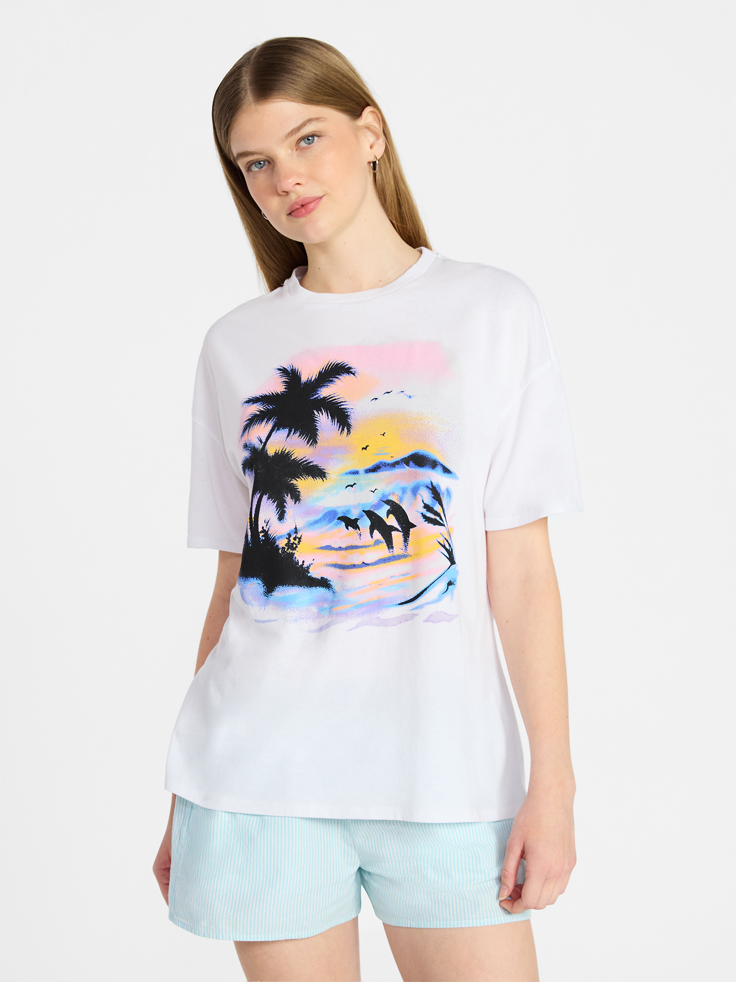 No Boundaries Graphic Oversized Boyfriend Tee, Women's XXS-XXL