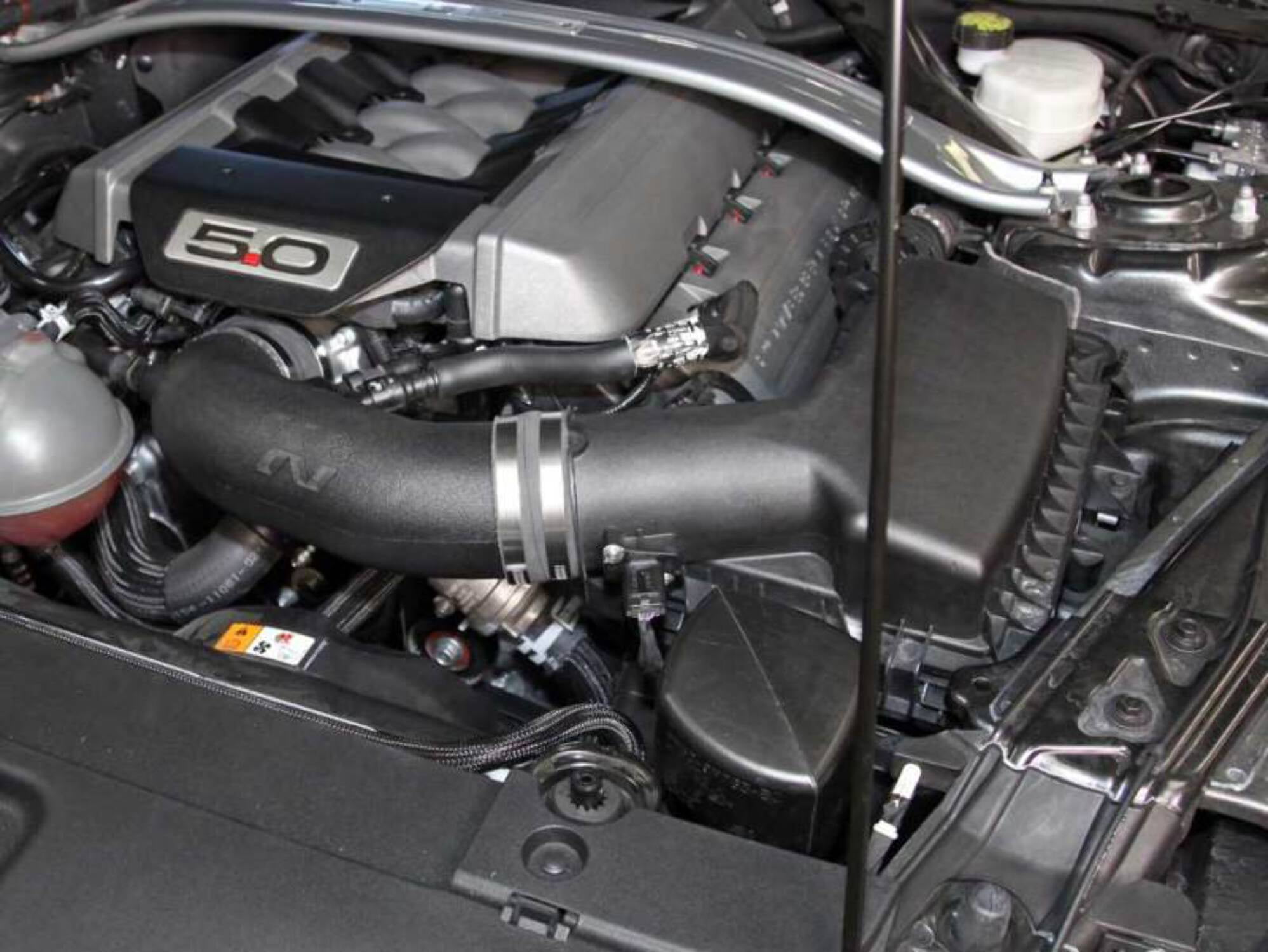 K&N Performance Cold Air Intake System: Easy Installation, Engineered to Maximize Airflow, Boost Horsepower & Torque, 57-2590