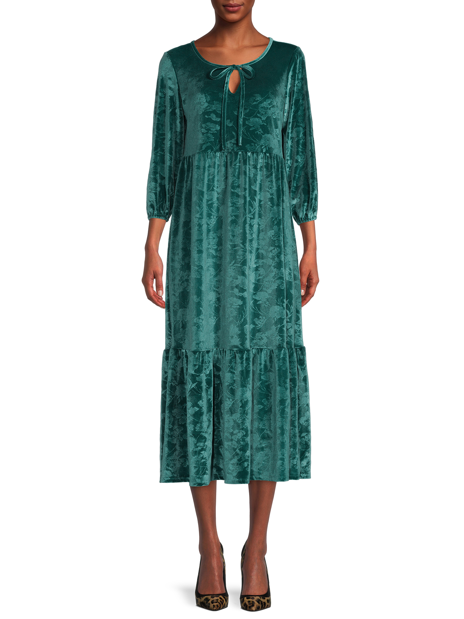 The Pioneer Woman Velvet Knit Dress, Sizes XS-XXXL, Women's - image 4 of 9