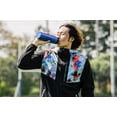 thumbnail image 2 of Botella de agua Under Armour Squeeze Sideline 960 ml con tapa, 2 of 2
