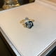 thumbnail image 5 of Anillo de Rosa Negra, Diseño Elegante con Incrustaciones de Diamantes, Cómoda Joya de Aleación, Bodas y Aniversarios Perfectos, Regalo para Mujeres y Niñas, Accesorio de Moda para Cualquier Ocasión., 5 of 7