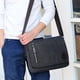 thumbnail image 4 of Bolso de hombro Estilo retro Bolso de escuela de lona unisex, bolso de mensajero para trabajo, universidad, viajes, deportes, para hombres Ormromra LL-0847, 4 of 4