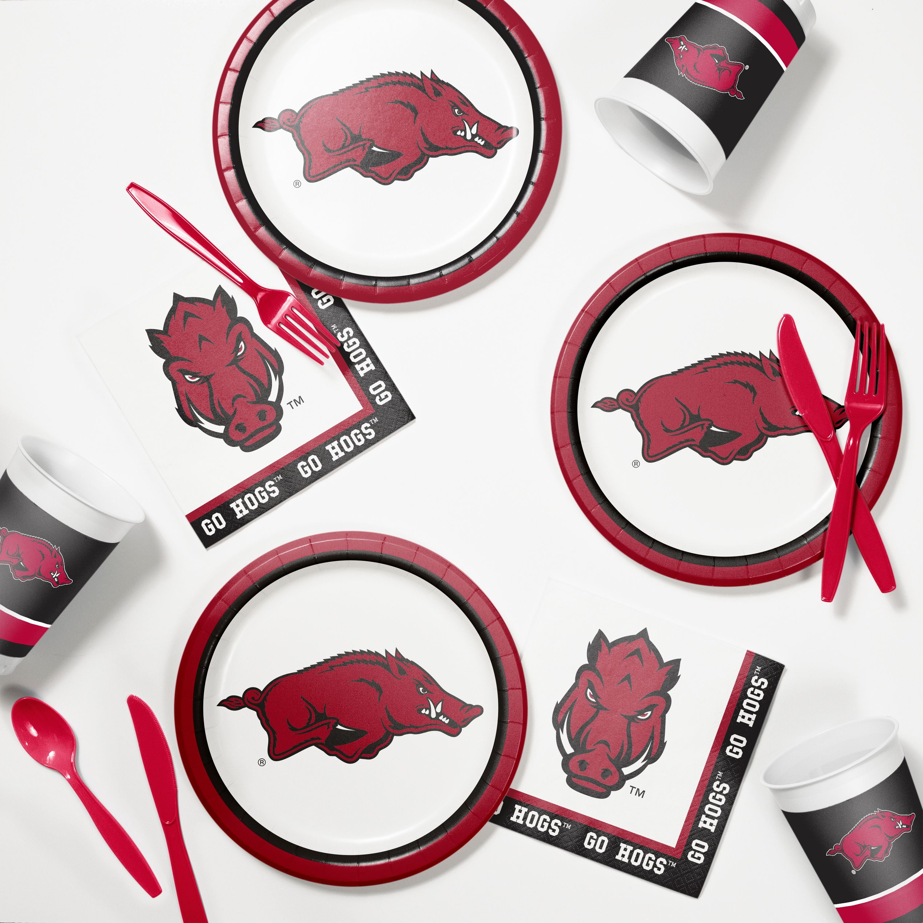 University of Arkansas Party Supplies Tailgating Kit, Serves 8 Guests