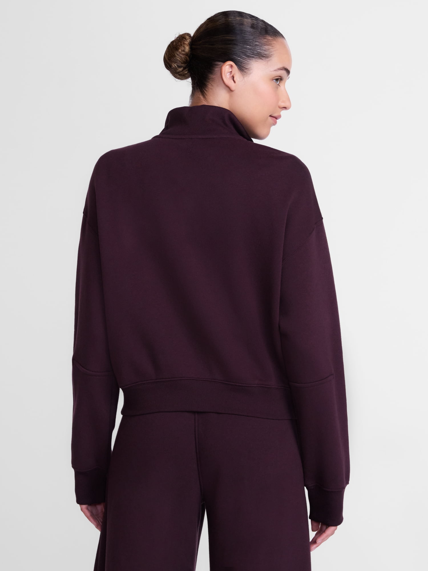Athletic Works Women's Cropped Fleece Bomber Jacket with Long Sleeves, Sizes XS-XXL
