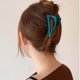 thumbnail image 5 of 6 pinzas triangulares geométricas huecas y esmeriladas, de plástico, para el cabello, para cola de caballo, con diseño francés, 5 of 5