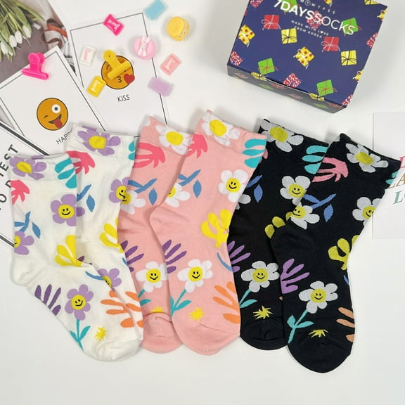 Women's Crew Matisse Smile Fleur Socks - 3 Pair Set w/ Gift Box - Made in Korea