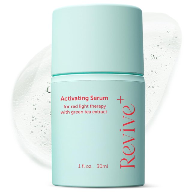 Suero activador con terapia de luz roja: potencia los efectos y reduce las arrugas con este suero hidratante facial. Suero de t� verde. Rutina de cui