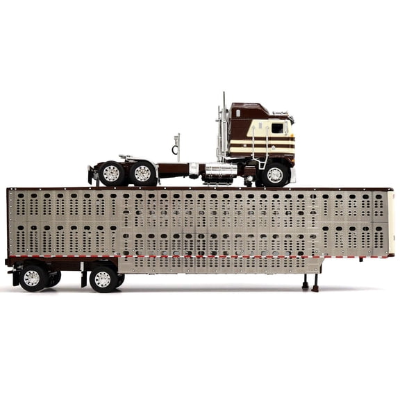 First Gear DCP 1/64 Kenworth K100 COE Aerodyne Semi Truck with Wilson Silverstar Spread Axle Livestock Trailer 60-2126