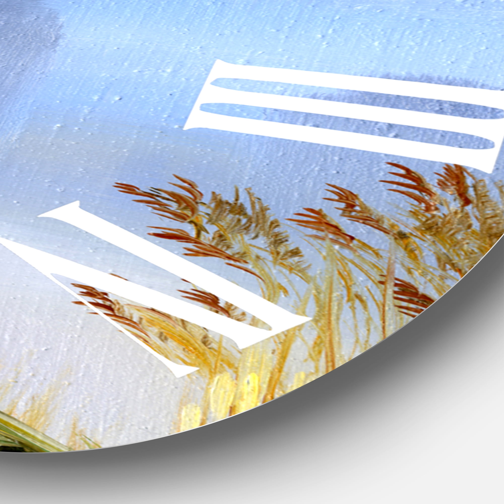 Designart 1 in Traditional Wall Clock