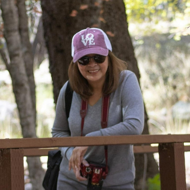 Cool baseball shop caps for girls