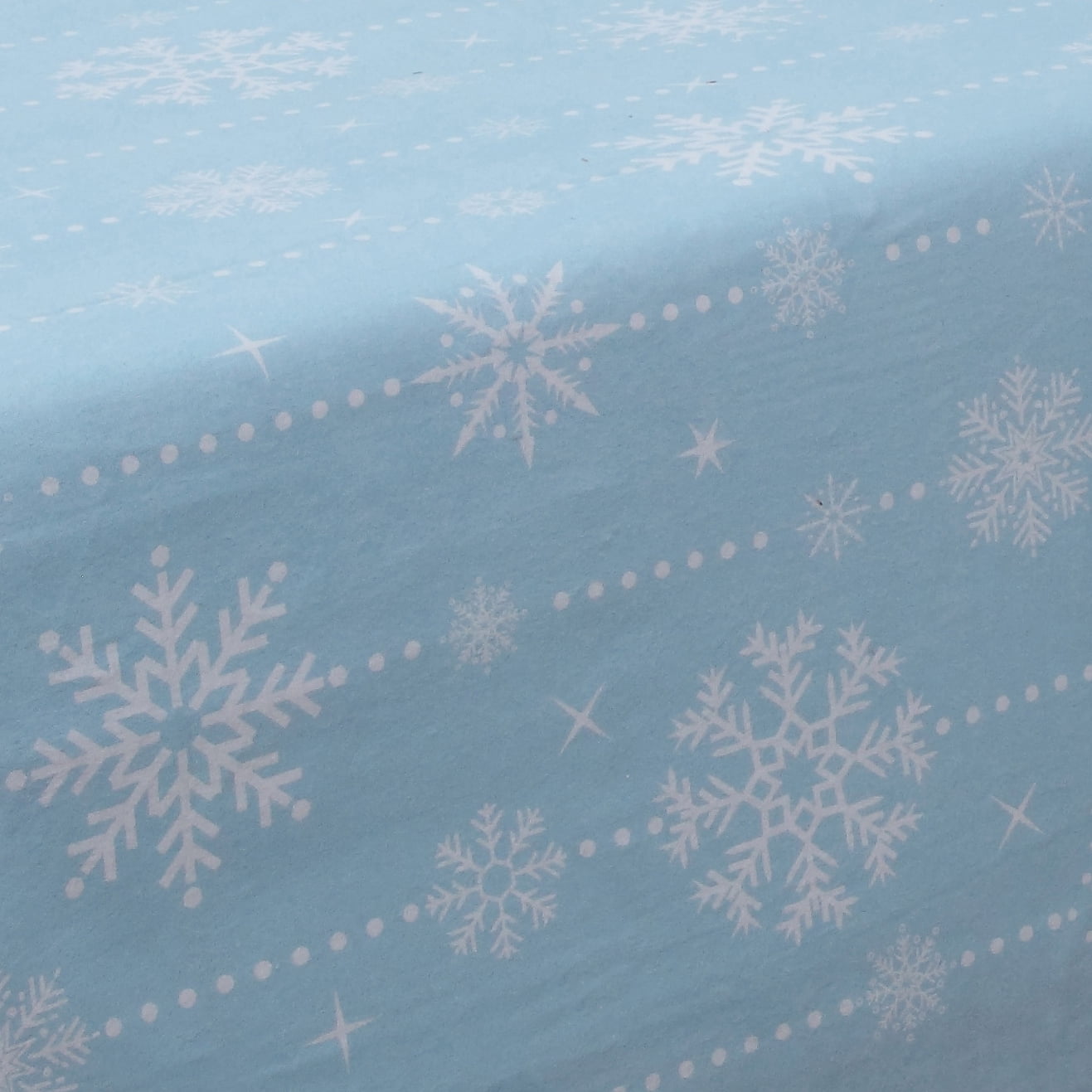 Snowflake 2-Pieces Pillow Cases Standard Blue 20"x30"