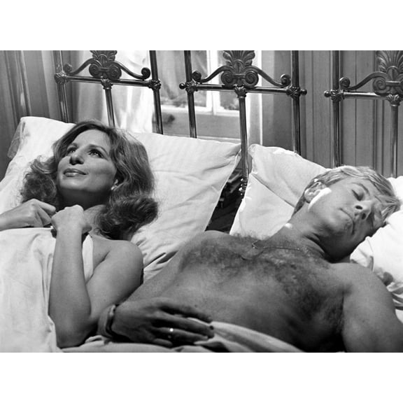 Art.com The Way We Were, Barbra Streisand, Robert Redford, 1973 Premium Photographic Print, 16" x 12"