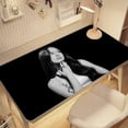 thumbnail image 3 of Olivia Rodrigo alfombrilla de escritorio/mesa extra-grande con base antideslizante de cuero y diseño temático; versátil para escritorios de ordenador, mesas de comedor, etc.60*110cm, 3 of 6