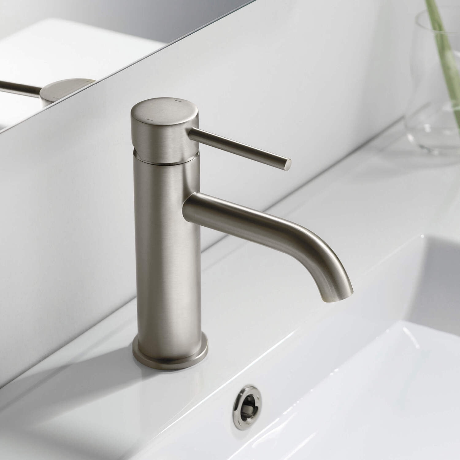 Kibi Single Handle Bathroom Sink Faucet with Pop Up Drain