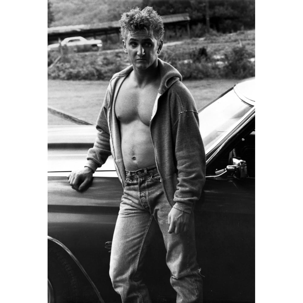 a shirtless Sean Penn Photo Print (24 x 30)
