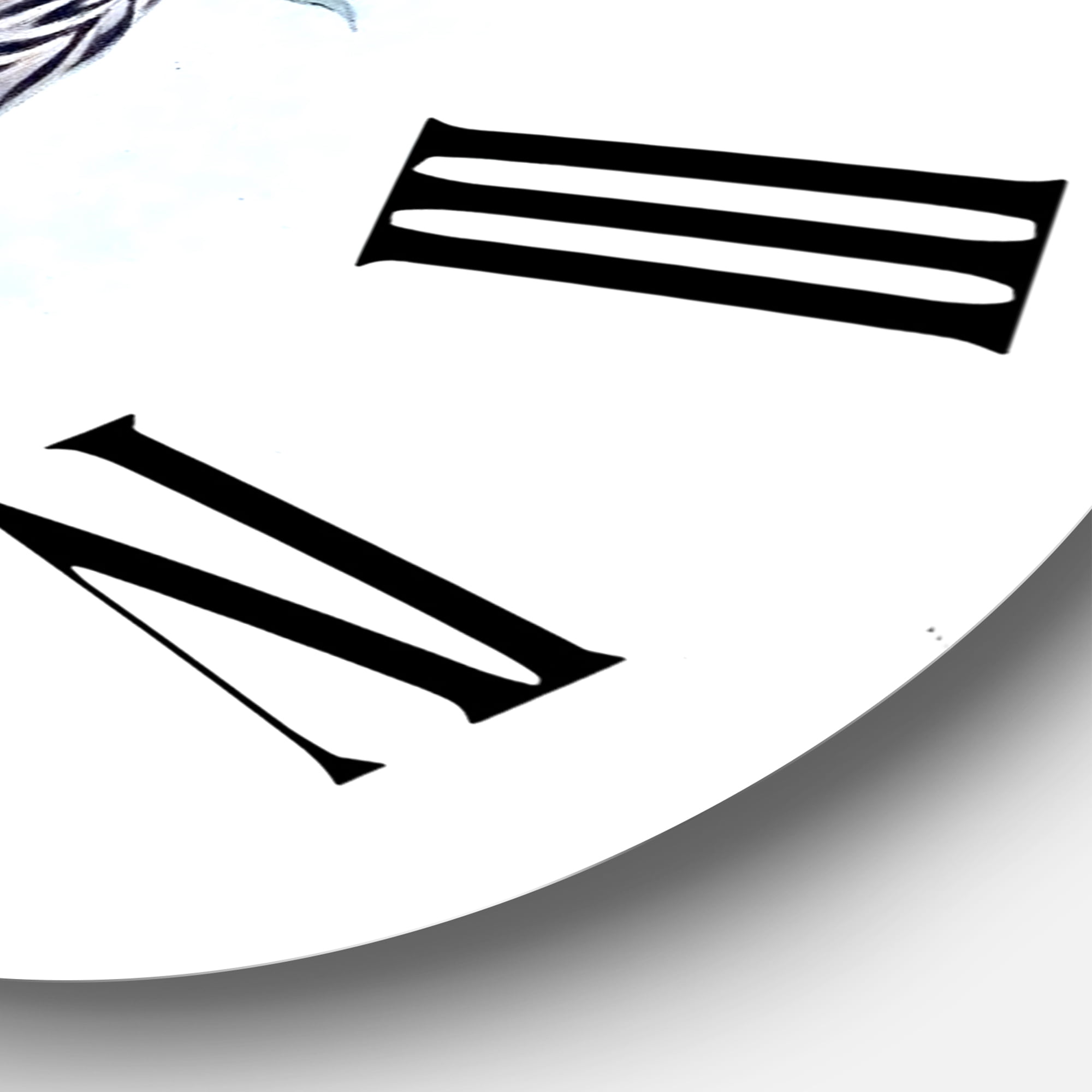 Designart 1 in Traditional Wall Clock