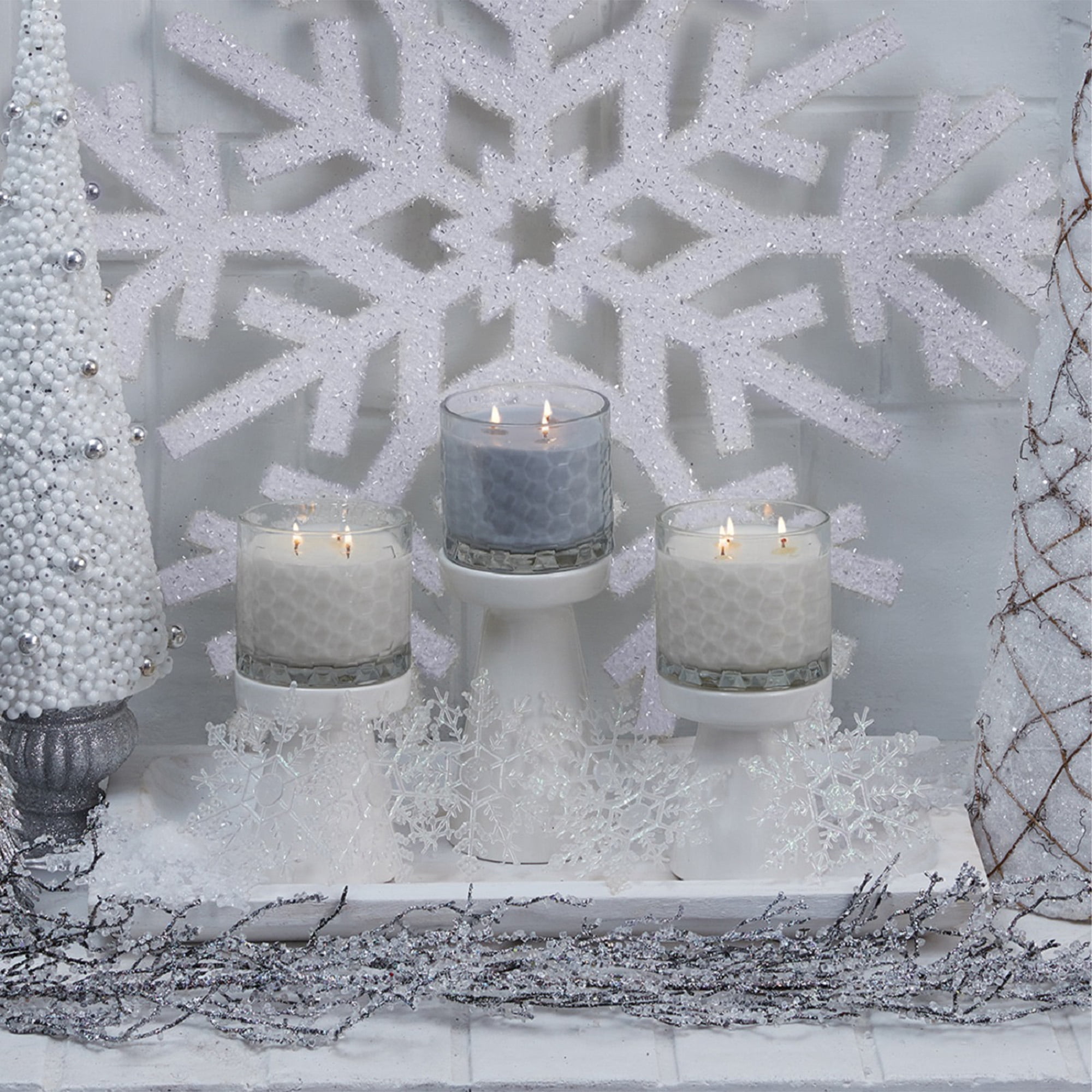 ROOT Candles 12 oz 3-Wick Signature Honeycomb filled Jar. Scent: French Vanilla